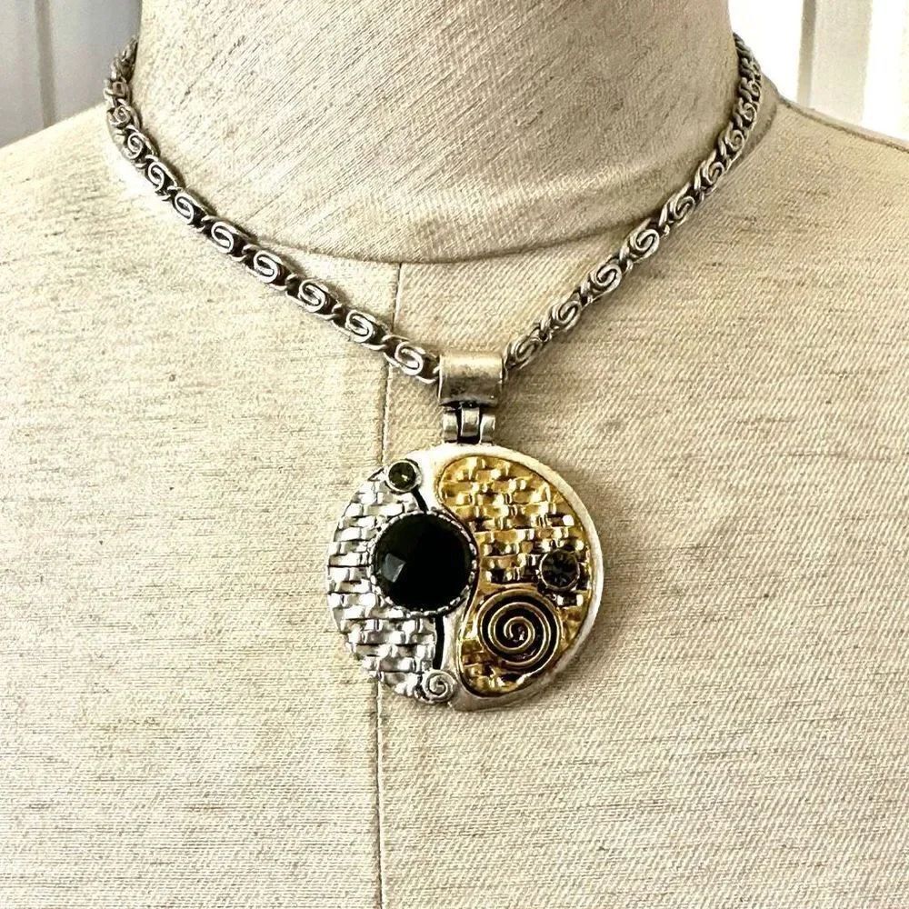 Silver tone and gold green pendant necklace